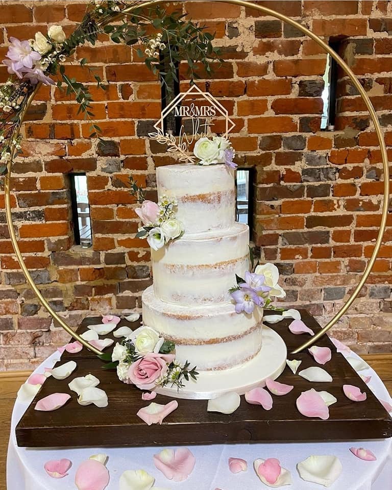 cake hoop stand